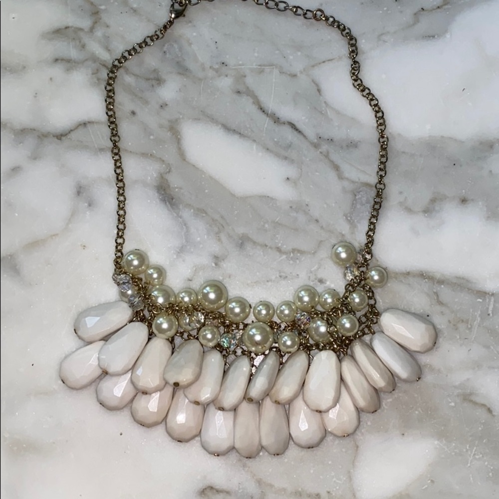 White multilayer statement necklace